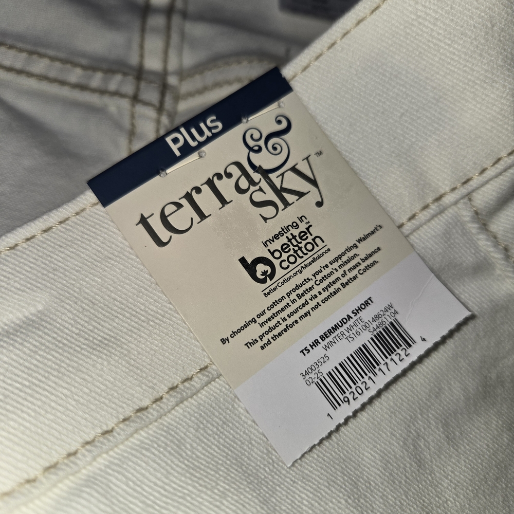Terra & Sky NEW Winter White Denim Bermuda Shorts 20W Plus High Rise 8" Inseam - Picture 7 of 7